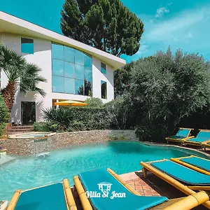 St Jean Romantique Guest house